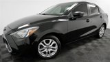 Used 2017 Toyota Yaris iA image 3