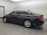 Used 2017 Chevrolet Malibu LT image 3
