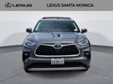 Used 2021 Toyota Highlander Platinum image 2