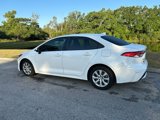 Used 2022 Toyota Corolla LE image 3
