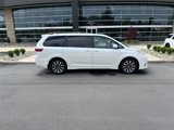 Used 2020 Toyota Sienna XLE image 2