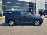 Used 2023 GMC Terrain SLE w/ Driver Convenience Package image 2