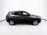 Used 2022 Jeep Compass Latitude w/ Convenience Group image 4
