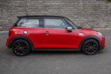 Used 2019 MINI Cooper S w/ Premium Package image 3