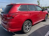 Used 2018 Mitsubishi Outlander SEL image 3