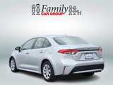 Used 2022 Toyota Corolla LE image 3