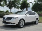 Used 2018 Lincoln MKT AWD image 4
