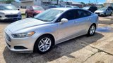 Used 2016 Ford Fusion SE image 2