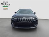 Used 2019 Jeep Cherokee Latitude w/ Popular Appearance Group image 2