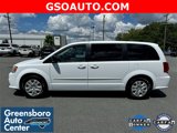 Used 2017 Dodge Grand Caravan SE image 3