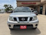Used 2011 Nissan Frontier SV image 3