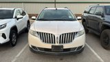 Used 2013 Lincoln MKX FWD image 2