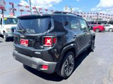 Used 2015 Jeep Renegade Latitude image 5