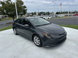 Used 2023 Toyota Corolla LE image 2
