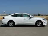 Used 2022 Hyundai Sonata SE image 3