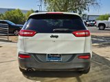 Used 2018 Jeep Cherokee Latitude w/ Altitude Package image 4