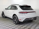 Used 2025 Porsche Macan image 3