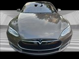 Used 2015 Tesla Model S 70D image 4