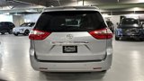 Used 2017 Toyota Sienna Limited Premium image 3