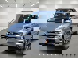Used 2019 Volkswagen Tiguan SEL image 2