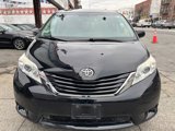 Used 2015 Toyota Sienna LE image 2