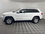 Used 2017 Jeep Grand Cherokee Laredo image 3