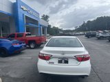 Used 2017 Toyota Camry SE image 3