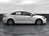 Used 2021 Toyota Corolla LE image 4
