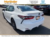 Used 2021 Toyota Camry SE image 3