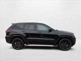 Used 2020 Jeep Grand Cherokee Altitude image 4
