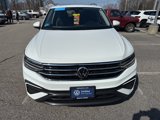 Certified 2022 Volkswagen Tiguan SE w/ Panoramic Sunroof Package image 3