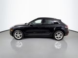 Certified 2021 Porsche Macan image 2
