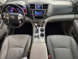 Used 2013 Toyota Highlander Plus image 4