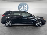 Used 2018 Hyundai Elantra GT image 2