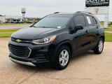 Used 2022 Chevrolet Trax LT w/ LT Convenience Package image 3