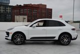 Certified 2022 Porsche Macan image 2