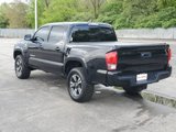 Used 2017 Toyota Tacoma TRD Sport image 3
