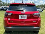 New 2025 Jeep Compass Latitude image 3