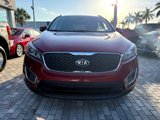 Used 2017 Kia Sorento LX w/ LX Convenience Package image 2
