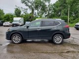 Used 2018 Nissan Rogue SV image 5
