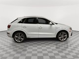 Used 2018 Audi Q3 2.0T Premium Plus w/ Premium Plus Package image 2