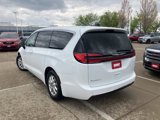 Certified 2023 Chrysler Pacifica Touring-L image 6
