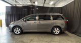 Used 2015 Toyota Sienna LE image 2