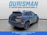 Used 2023 Jeep Cherokee Altitude Lux image 3