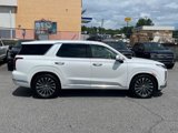 Used 2023 Hyundai Palisade Calligraphy image 2