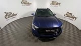 Used 2022 GMC Terrain SLE w/ Driver Convenience Package image 3