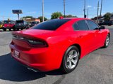 Used 2017 Dodge Charger SXT image 3
