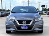 Used 2020 Nissan Versa SV image 3