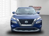 Used 2022 Nissan Rogue SV image 2