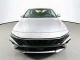New 2025 Hyundai Elantra SEL image 2